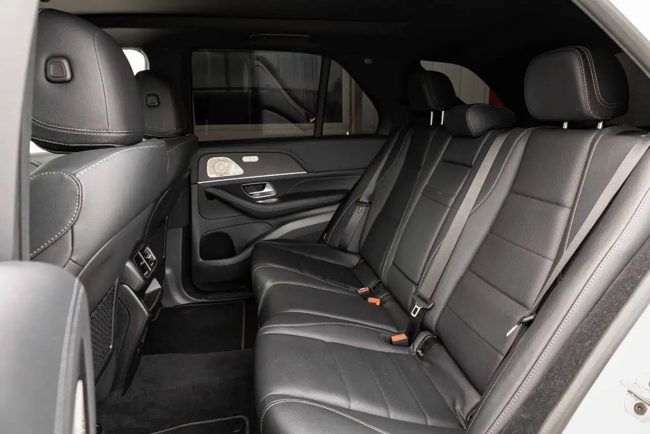 Mercedes-Benz GLE снимка Mercedes-Benz GLE