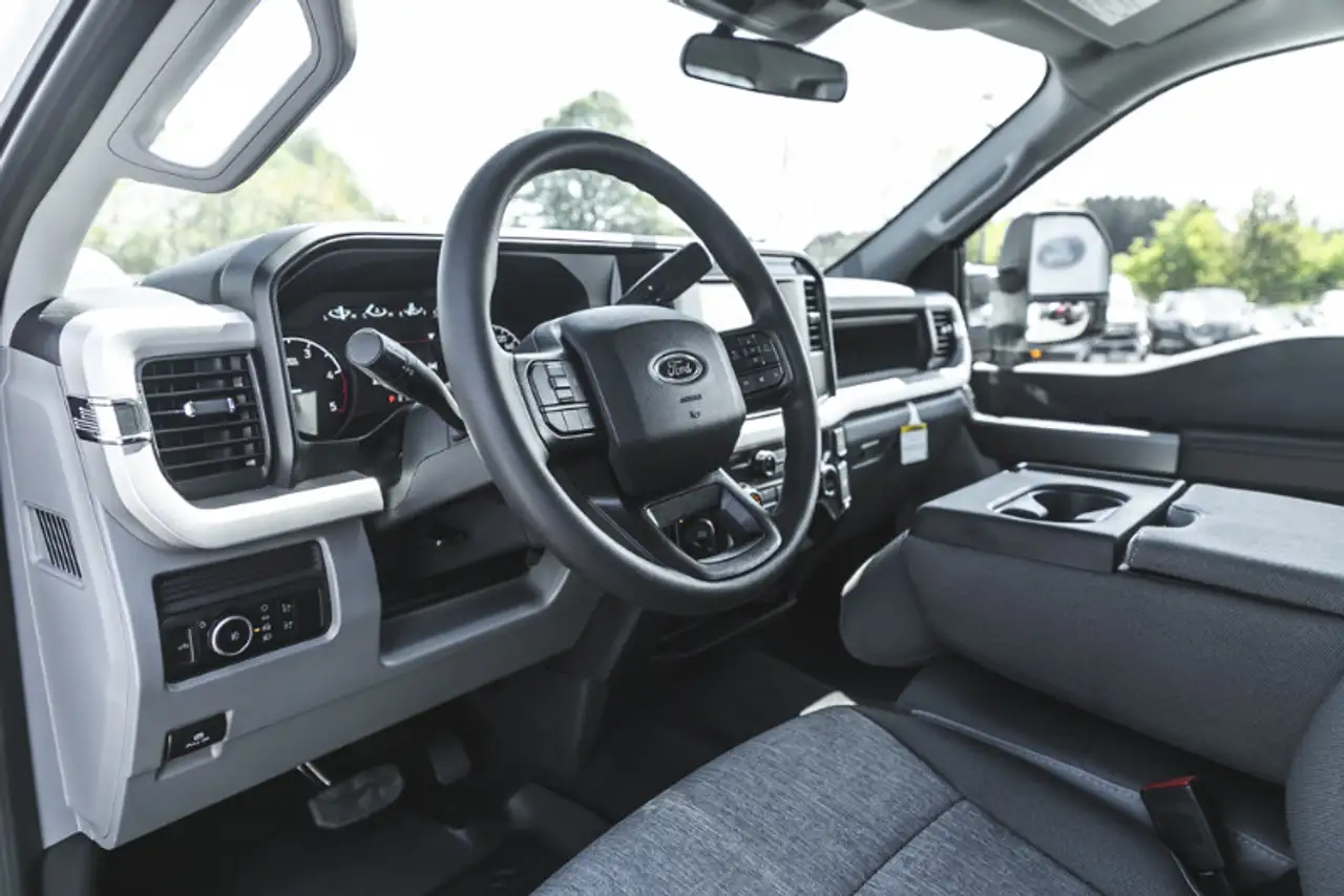 Ford F 350 снимка Ford F 350