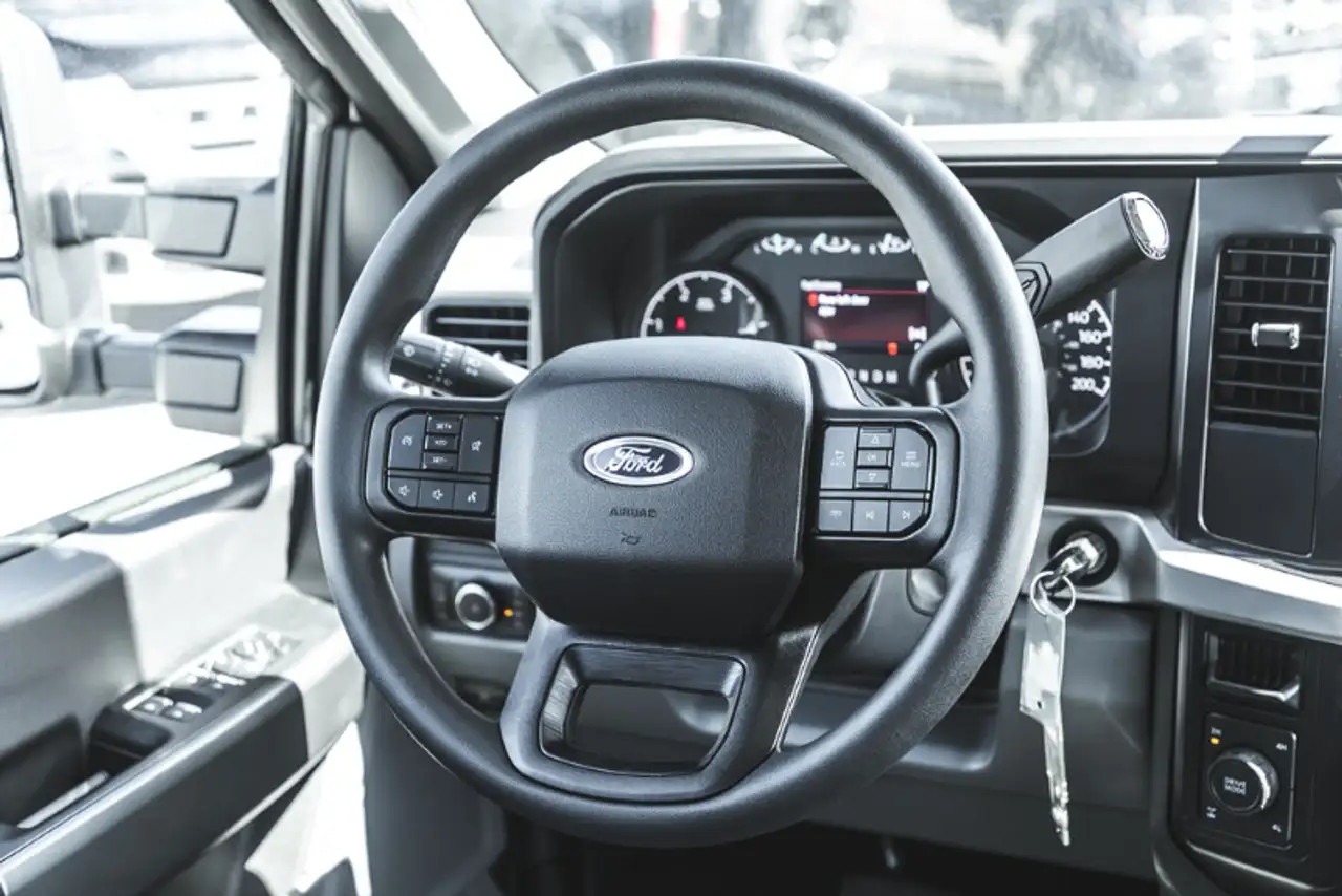 Ford F 350 снимка Ford F 350