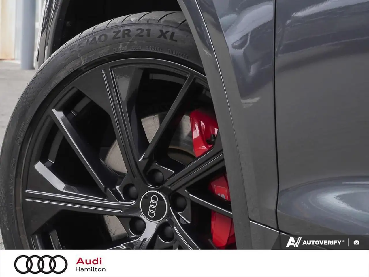 Audi SQ5 снимка Audi SQ5