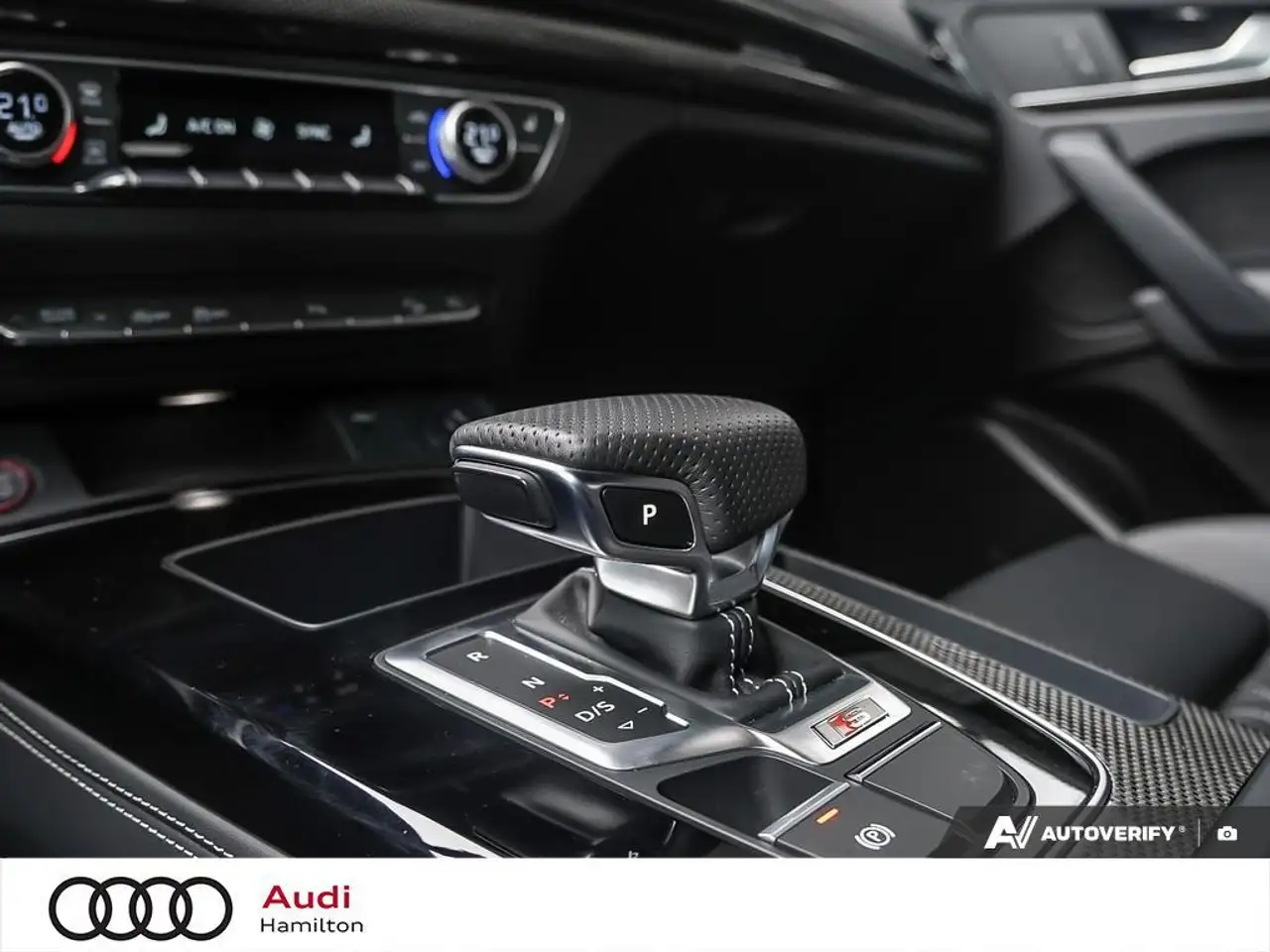 Audi SQ5 снимка Audi SQ5