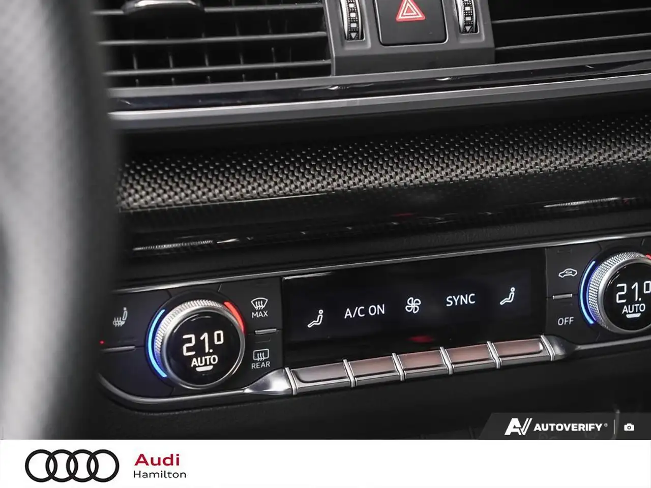 Audi SQ5 снимка Audi SQ5