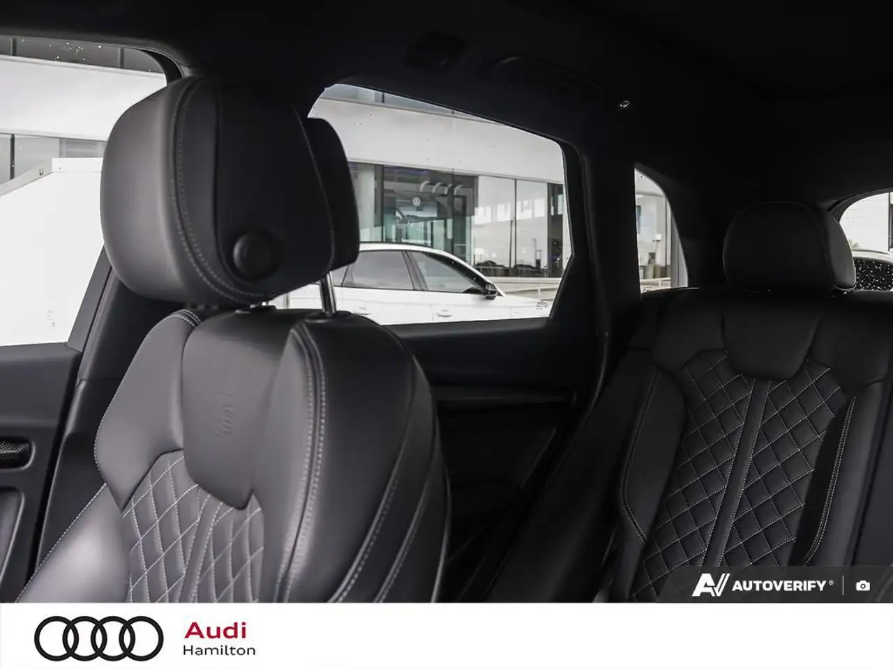 Audi SQ5 снимка Audi SQ5