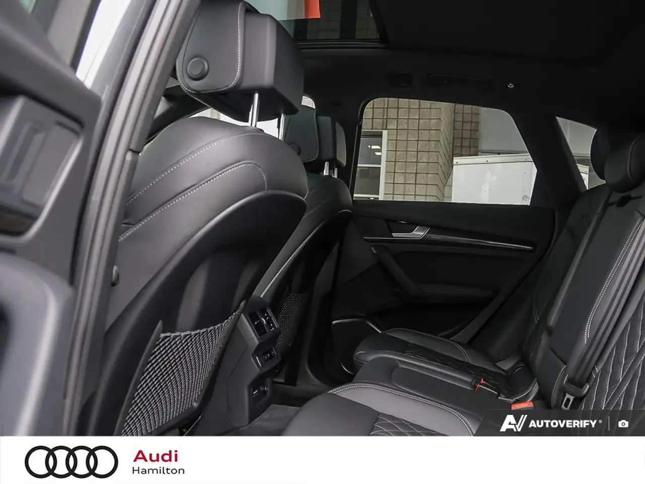 Audi SQ5 снимка Audi SQ5