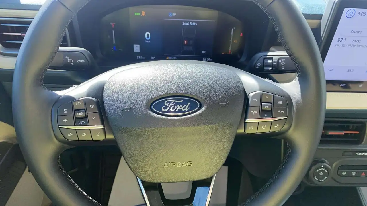 Ford Maverick снимка Ford Maverick