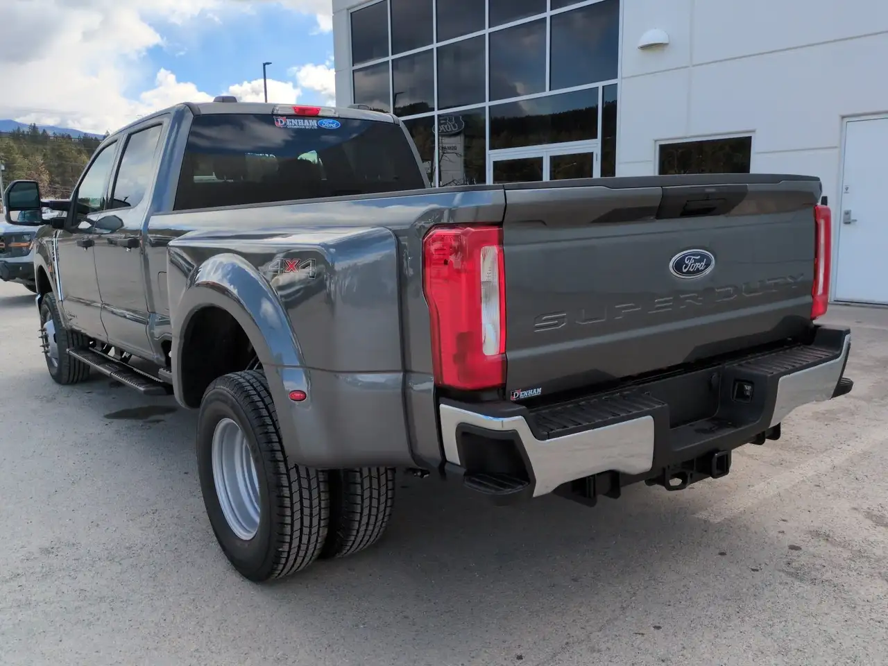 Ford F 350 снимка Ford F 350