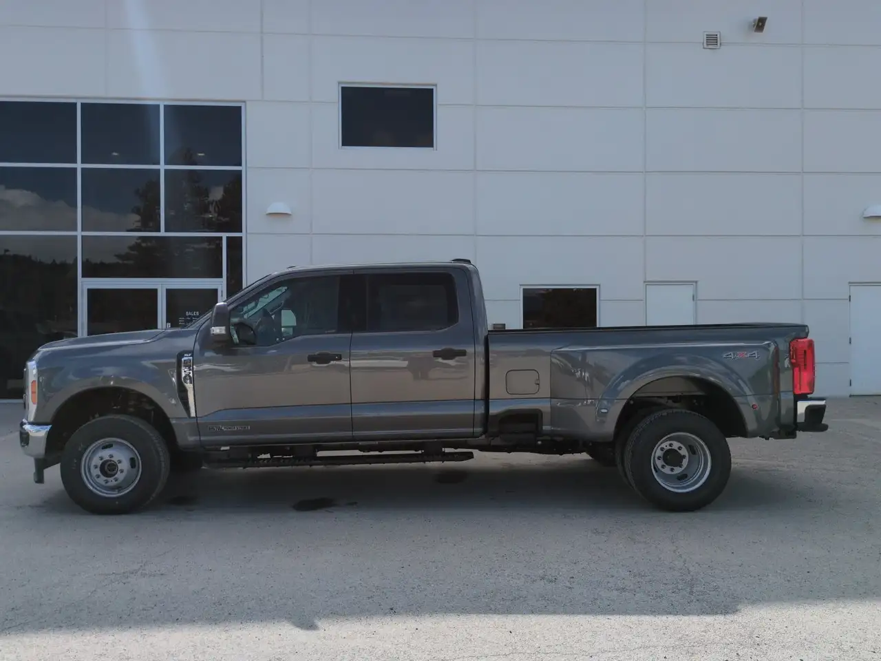 Ford F 350 снимка Ford F 350
