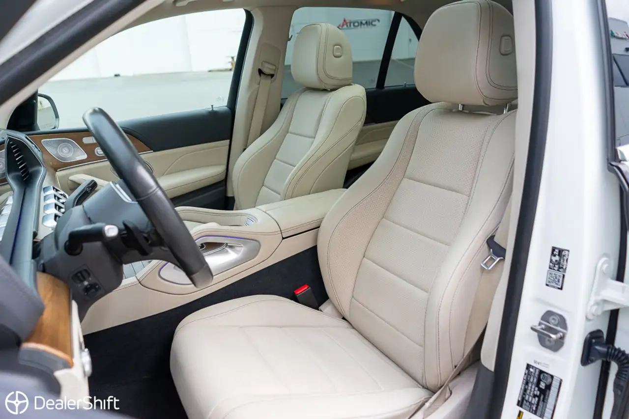 Mercedes-Benz GLE снимка Mercedes-Benz GLE