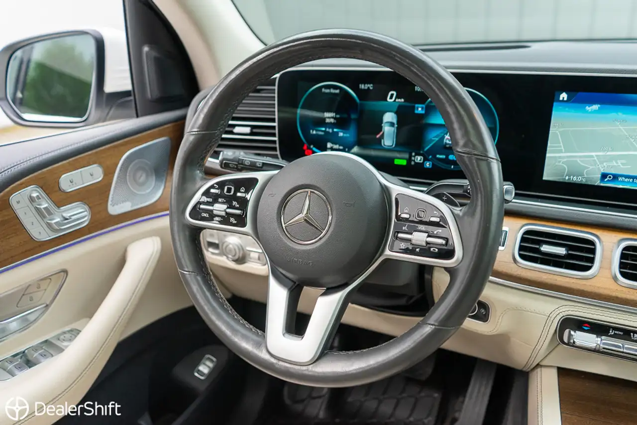 Mercedes-Benz GLE снимка Mercedes-Benz GLE