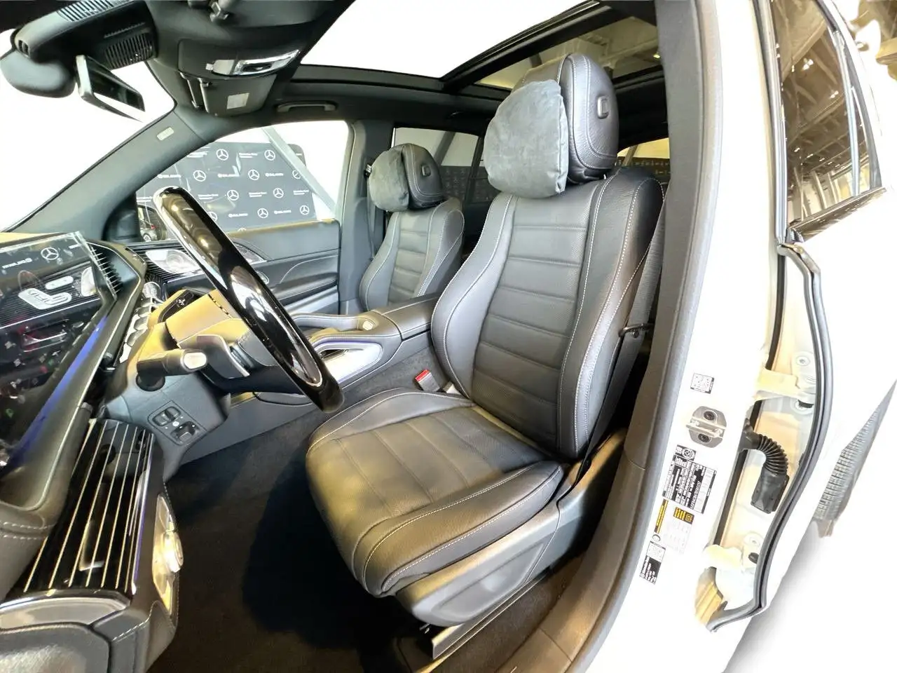 Mercedes-Benz GLE снимка Mercedes-Benz GLE