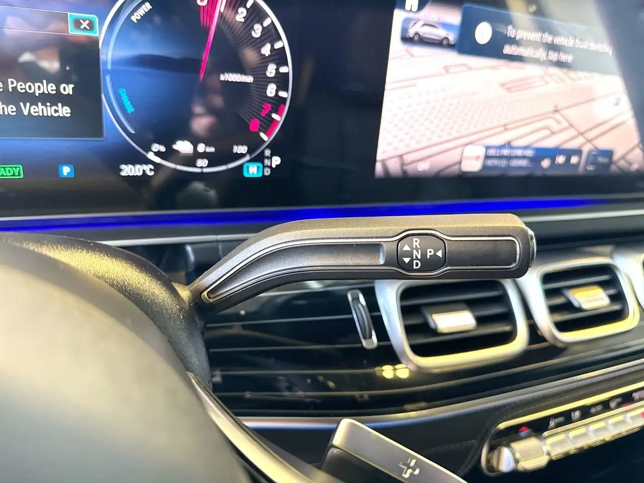 Mercedes-Benz GLE снимка Mercedes-Benz GLE