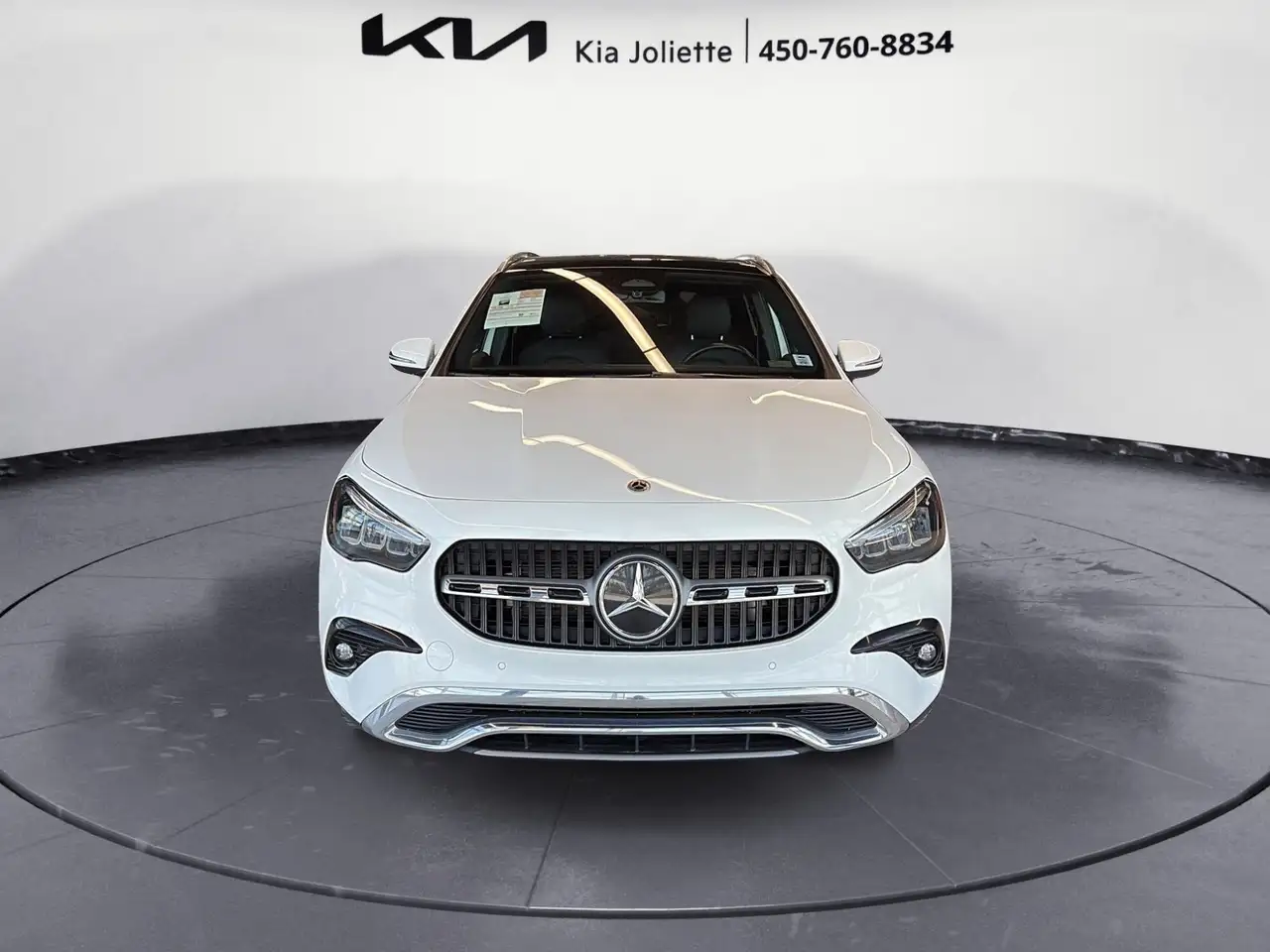 Mercedes-Benz GLA photo Mercedes-Benz GLA