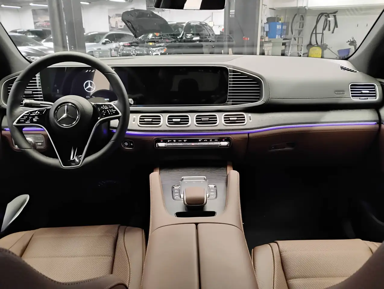 Mercedes-Benz GLE снимка Mercedes-Benz GLE