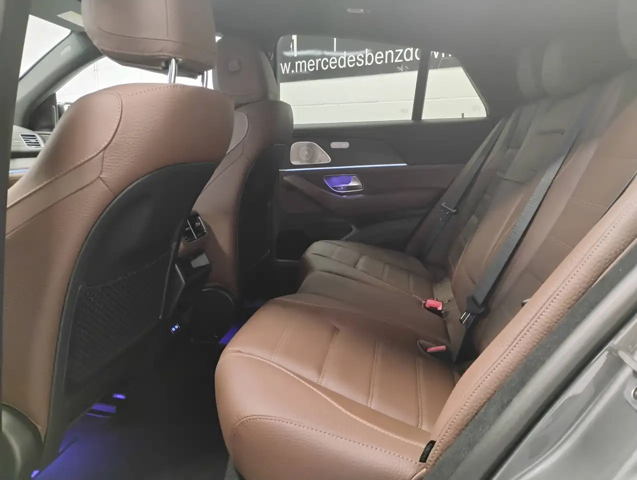 Mercedes-Benz GLE снимка Mercedes-Benz GLE