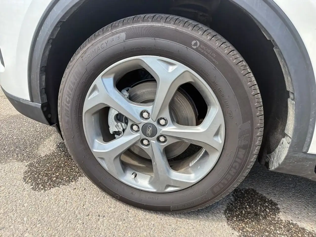 Ford Escape photo Ford Escape