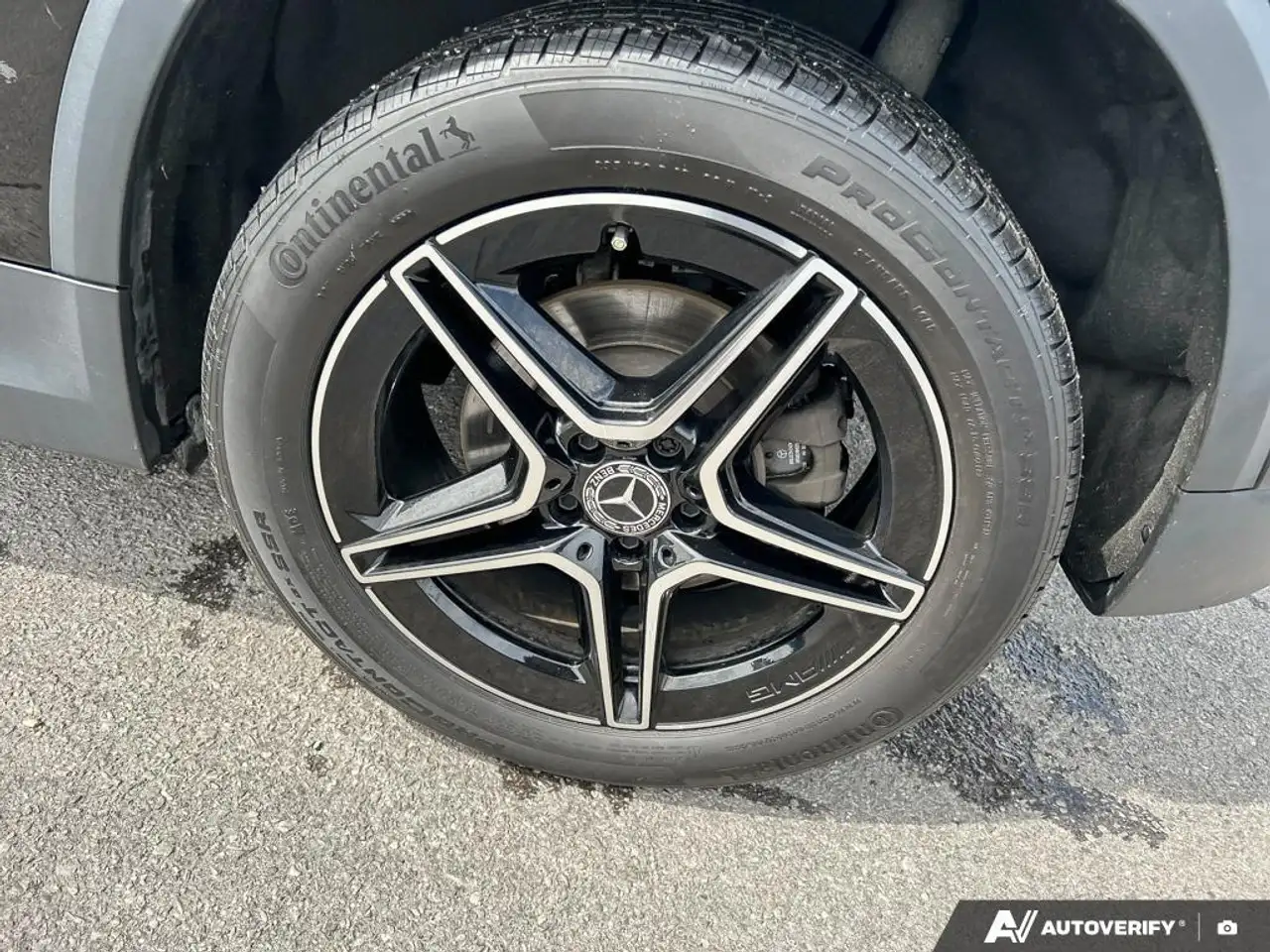 Mercedes-Benz GLA снимка Mercedes-Benz GLA