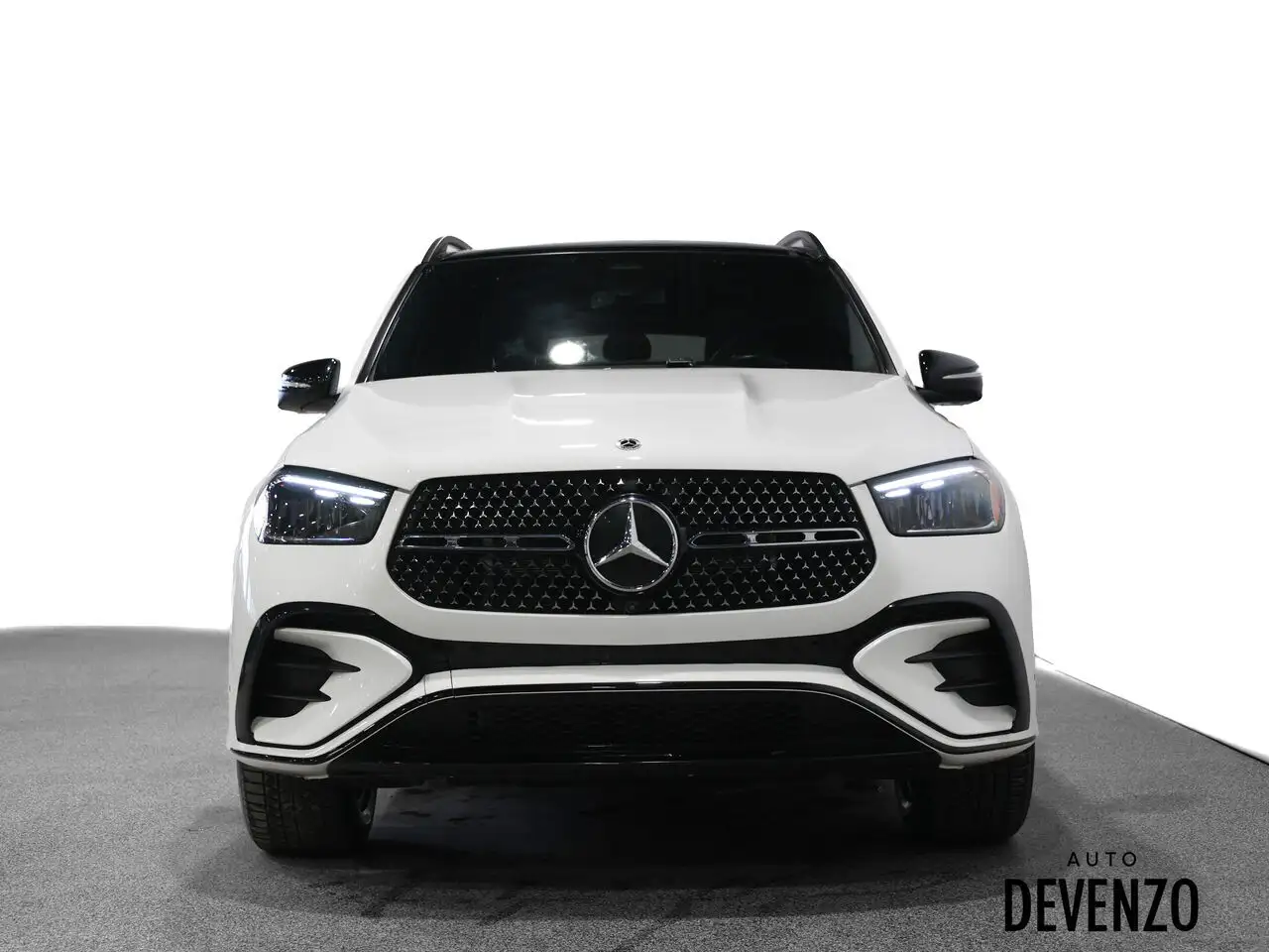 Mercedes-Benz GLE снимка Mercedes-Benz GLE