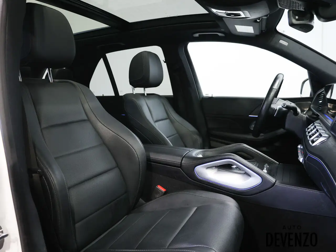 Mercedes-Benz GLE снимка Mercedes-Benz GLE