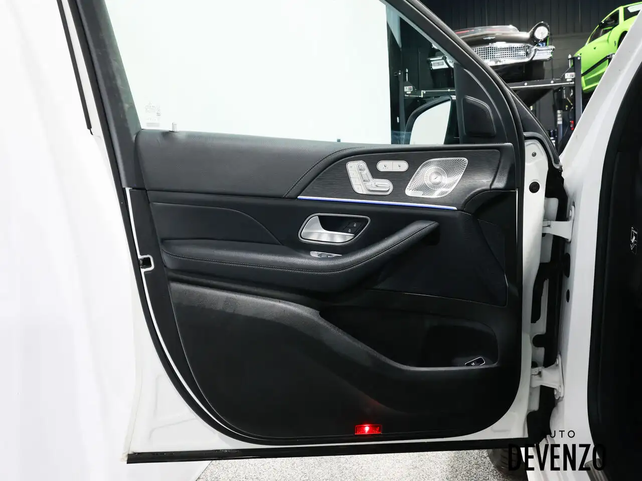 Mercedes-Benz GLE снимка Mercedes-Benz GLE