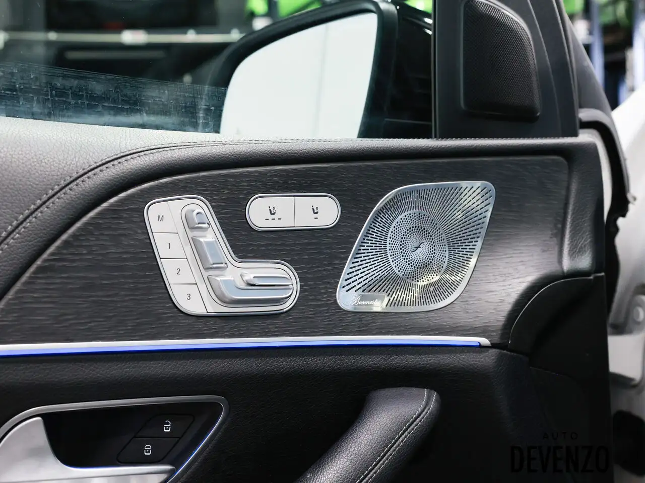Mercedes-Benz GLE снимка Mercedes-Benz GLE