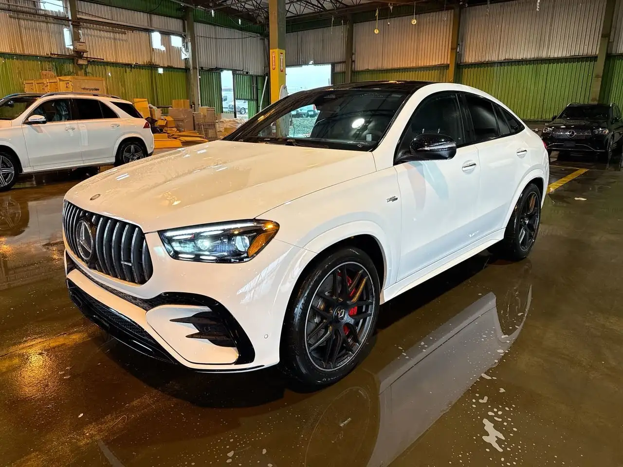 Mercedes-Benz GLE снимка Mercedes-Benz GLE