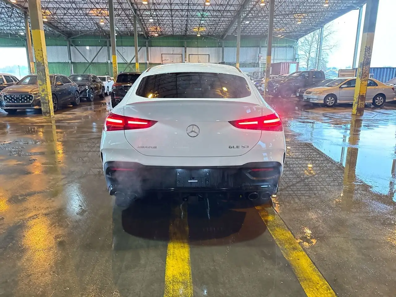 Mercedes-Benz GLE снимка Mercedes-Benz GLE