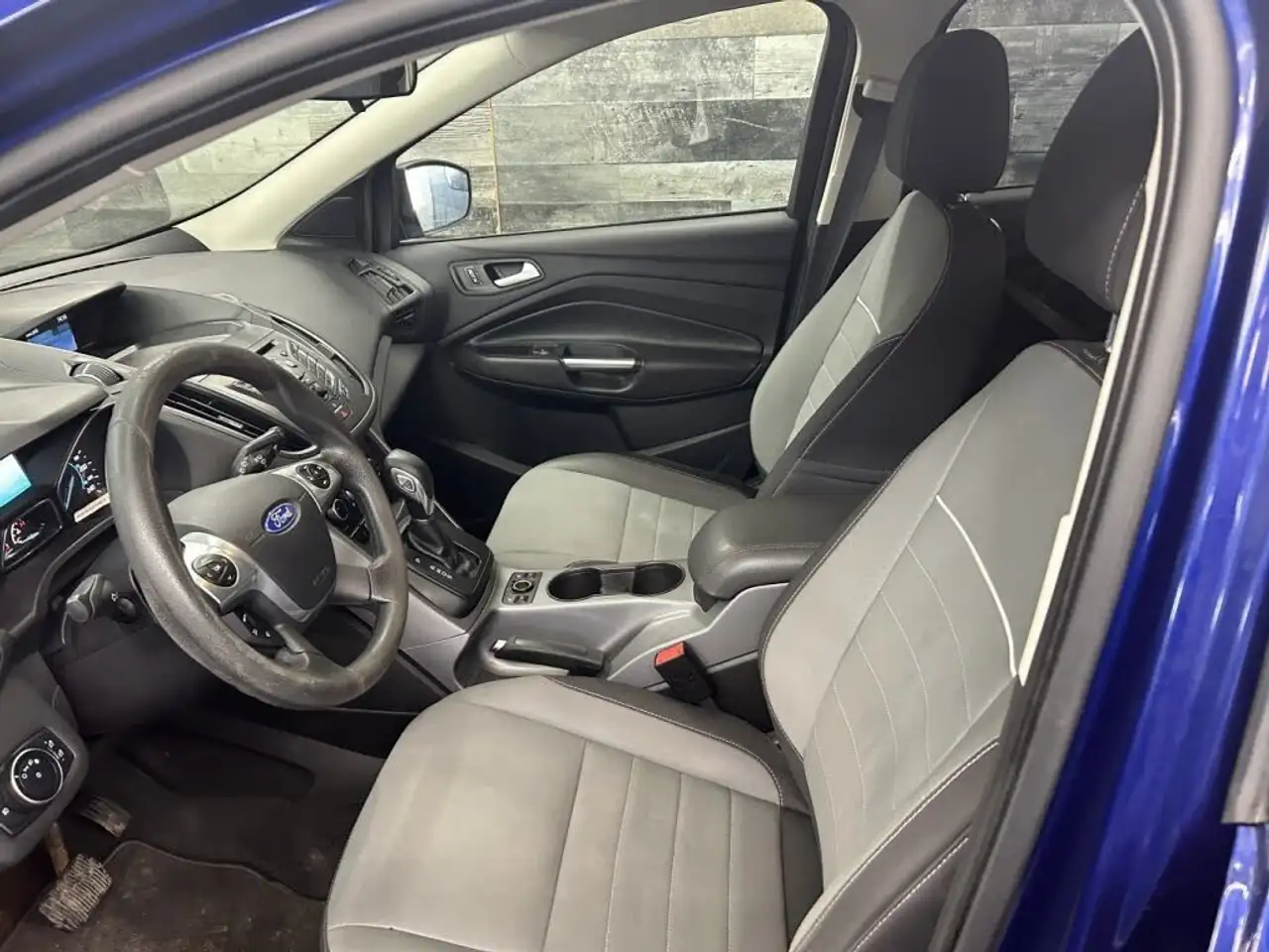 Ford Escape photo Ford Escape