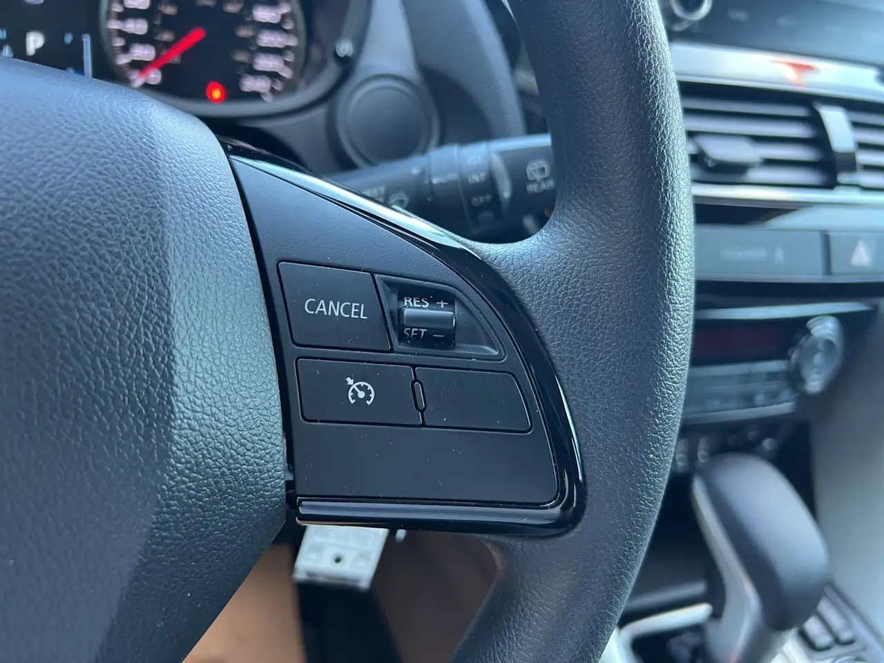 Mitsubishi Eclipse Cross снимка Mitsubishi Eclipse Cross