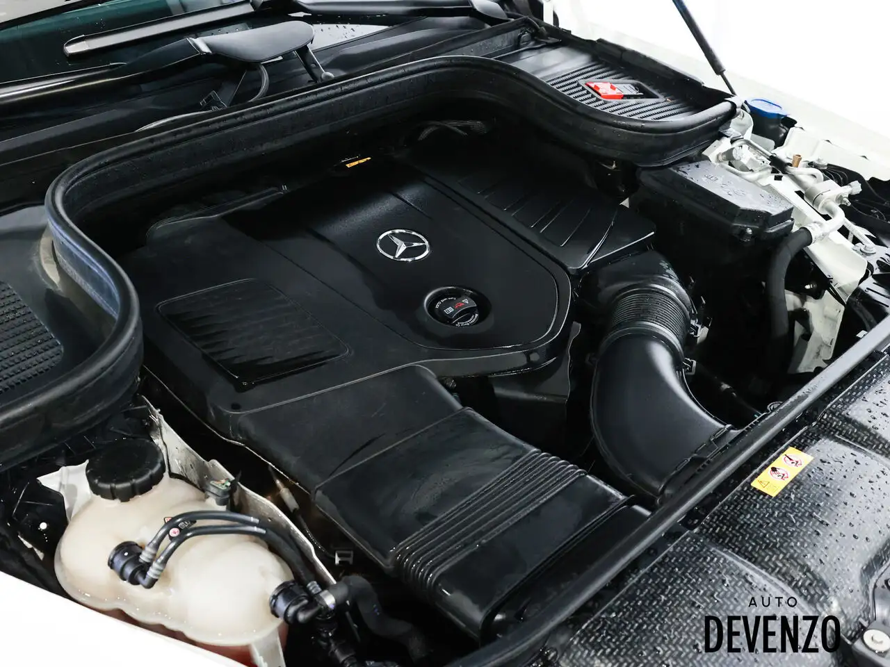 Mercedes-Benz GLE снимка Mercedes-Benz GLE