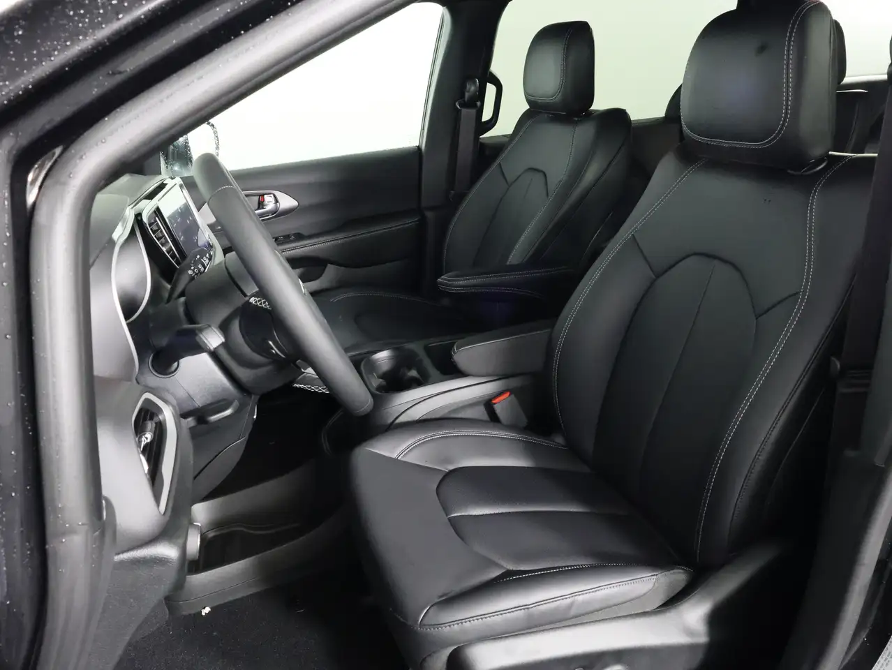 Chrysler Grand Caravan снимка Chrysler Grand Caravan