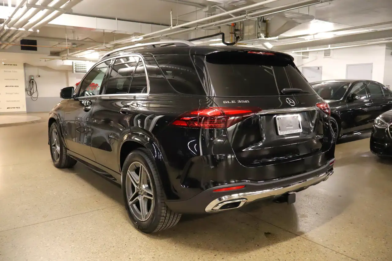 Mercedes-Benz GLE снимка Mercedes-Benz GLE