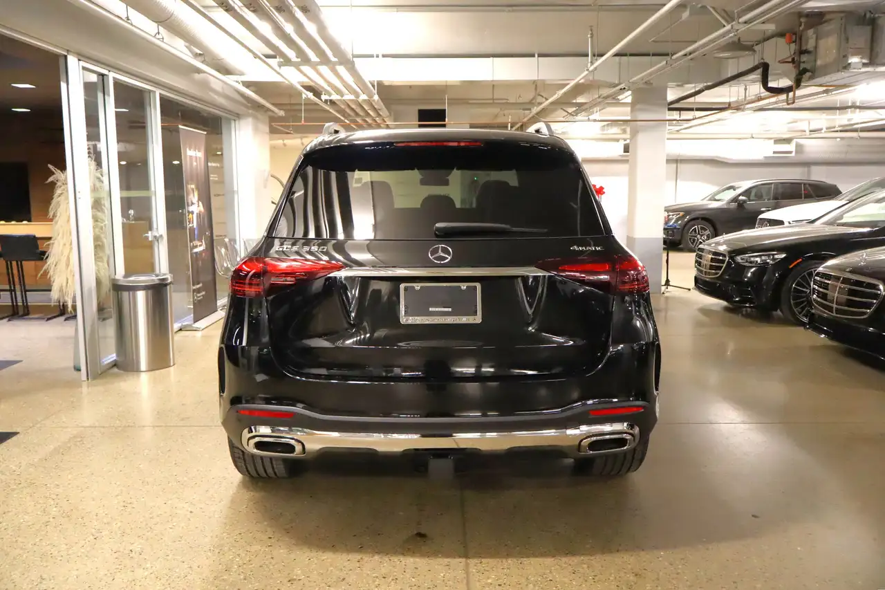 Mercedes-Benz GLE снимка Mercedes-Benz GLE