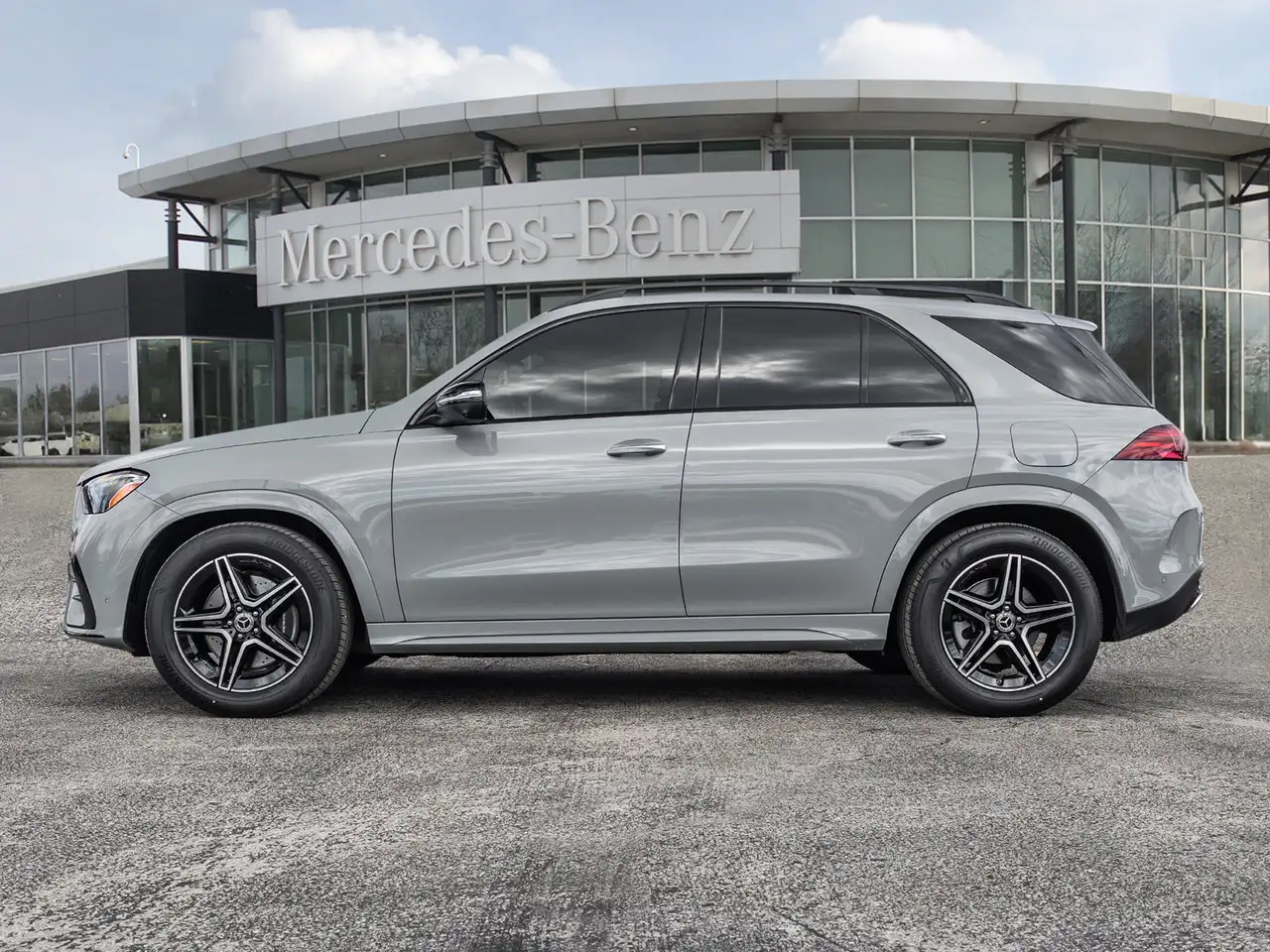 Mercedes-Benz GLE снимка Mercedes-Benz GLE