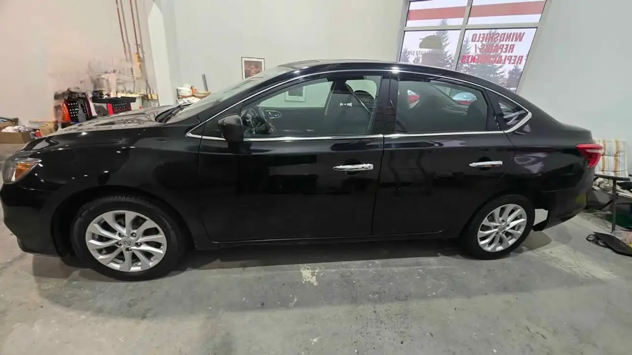 Nissan Sentra photo Nissan Sentra