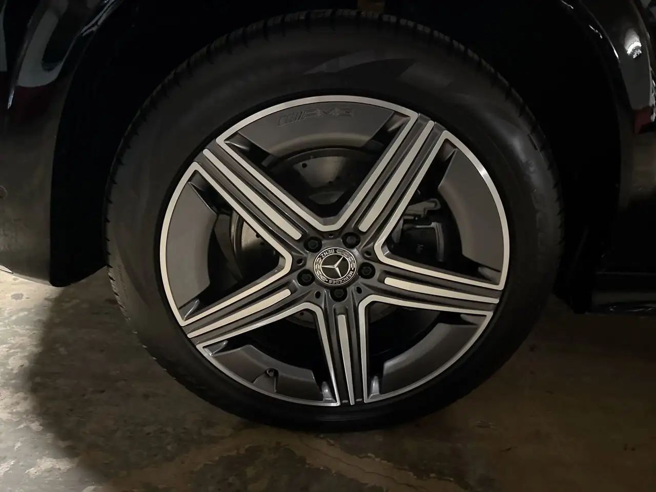 Mercedes-Benz GLE снимка Mercedes-Benz GLE