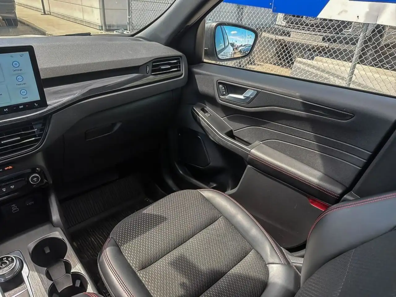 Ford Escape photo Ford Escape