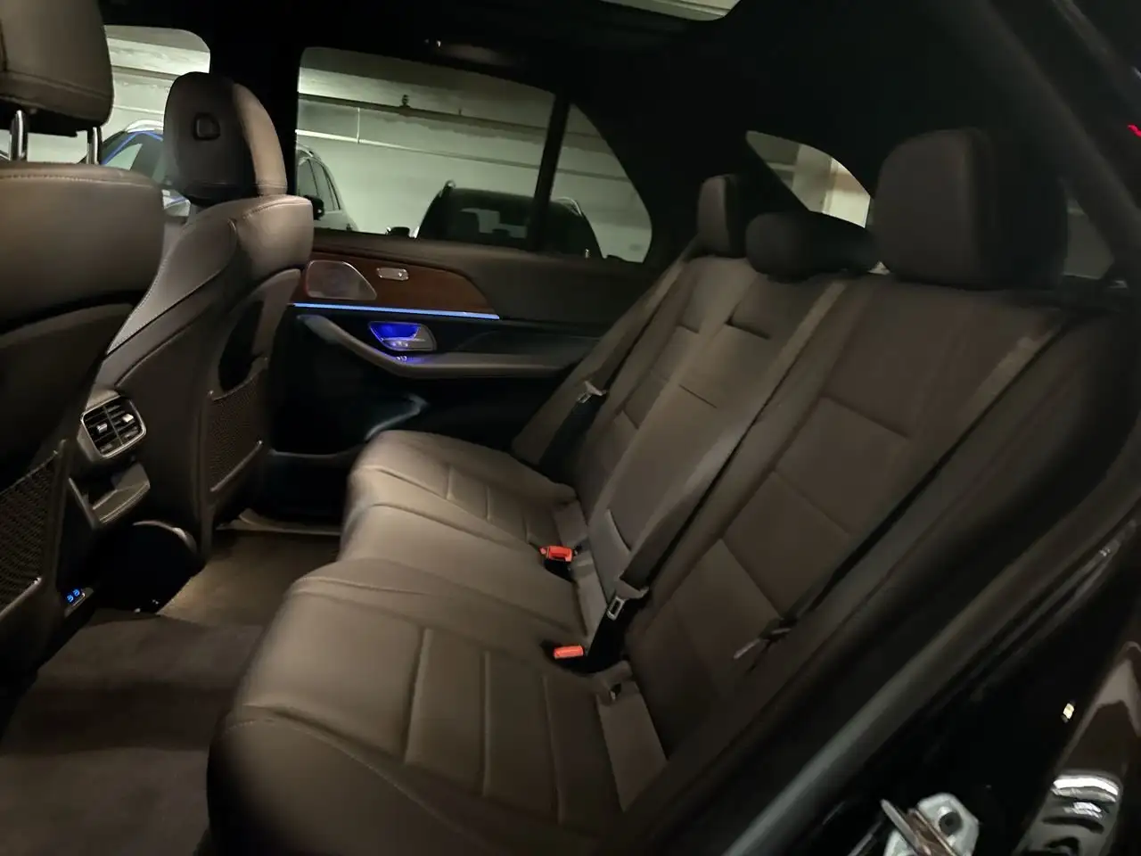 Mercedes-Benz GLE снимка Mercedes-Benz GLE