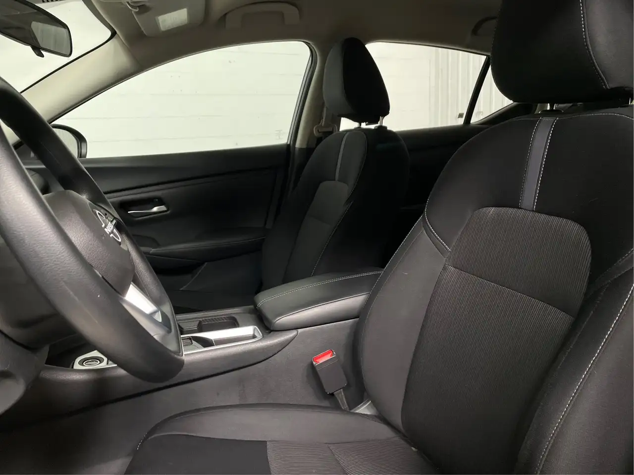 Nissan Sentra снимка Nissan Sentra
