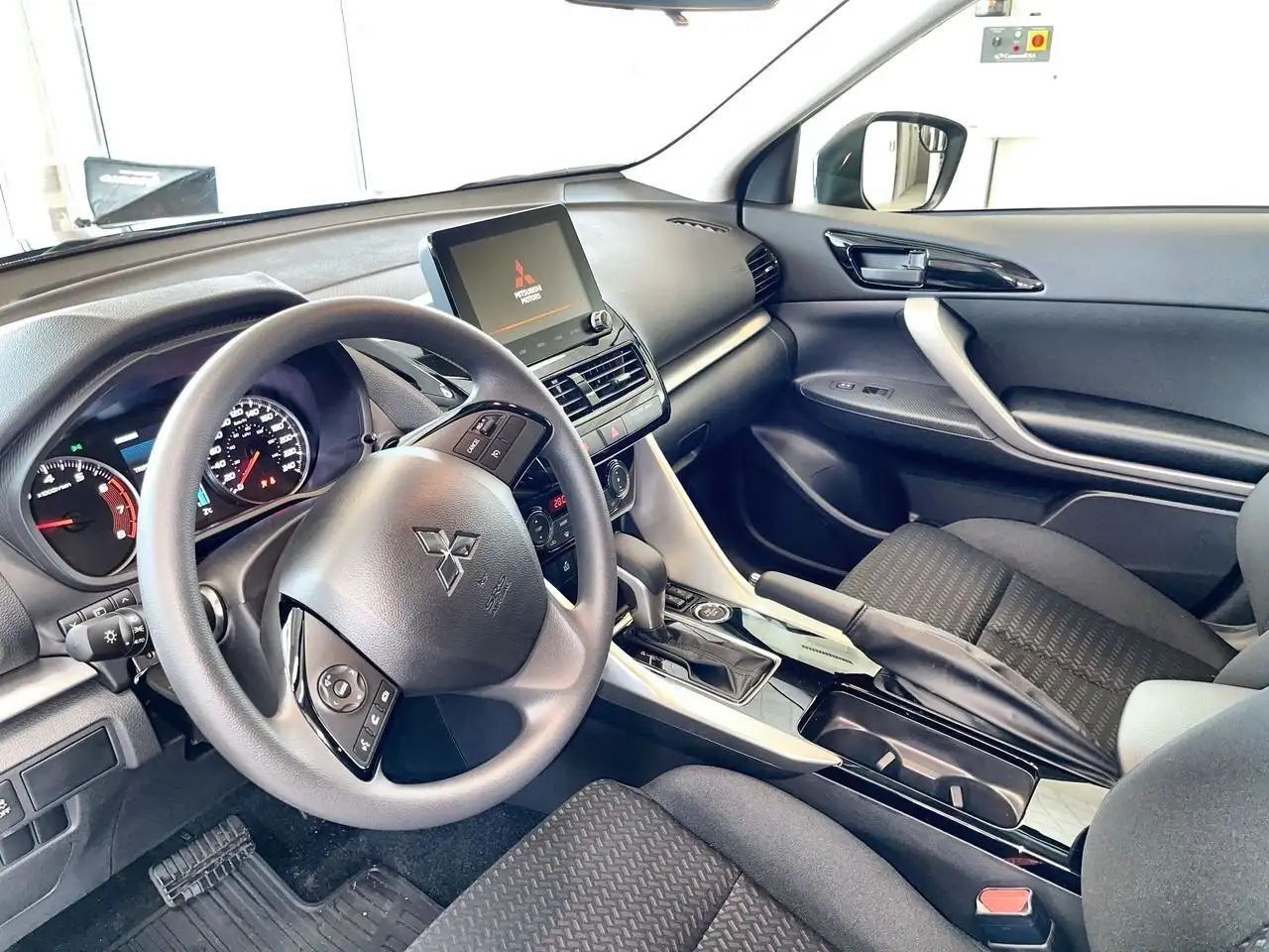 Mitsubishi Eclipse Cross photo Mitsubishi Eclipse Cross