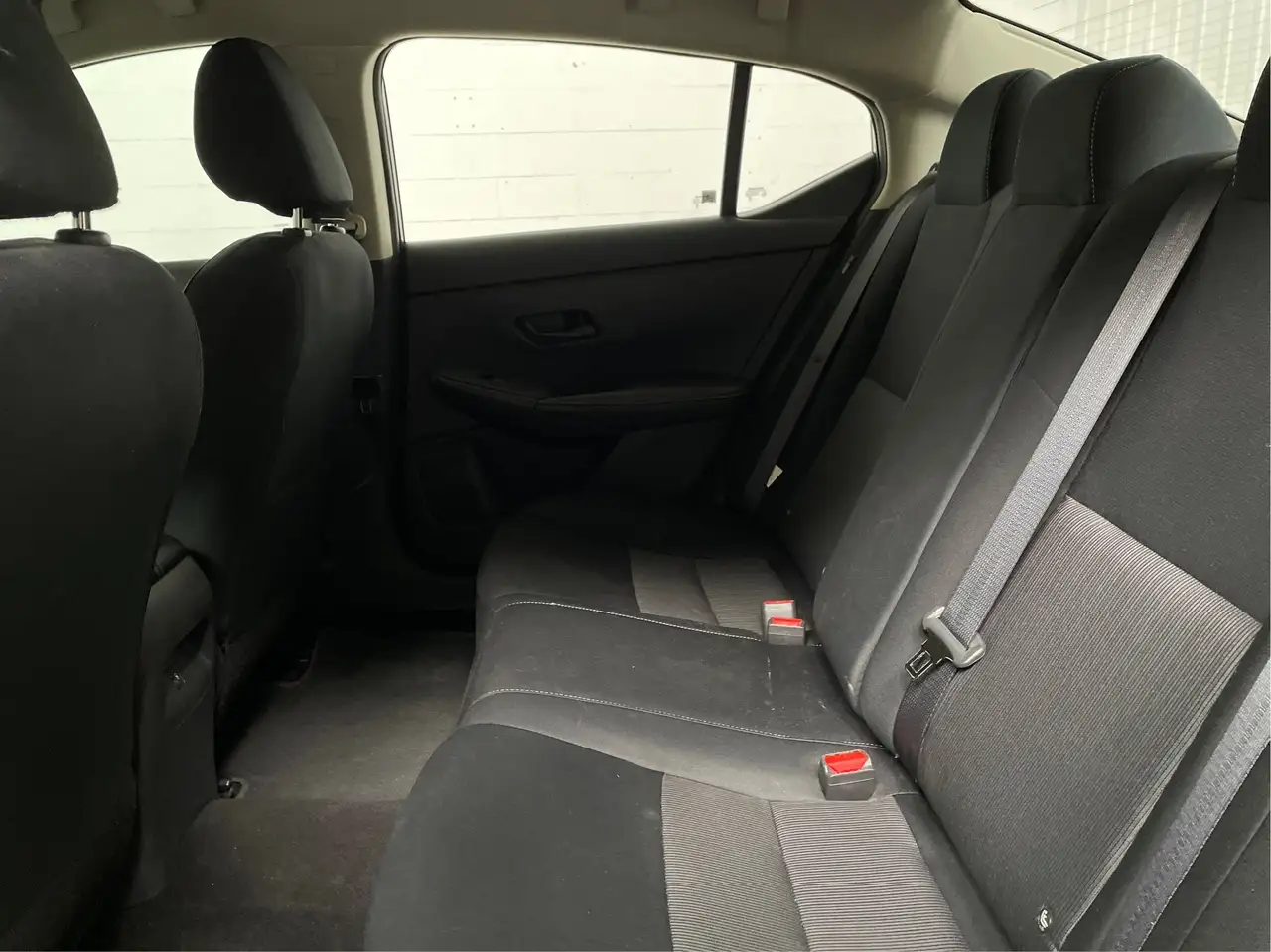 Nissan Sentra снимка Nissan Sentra