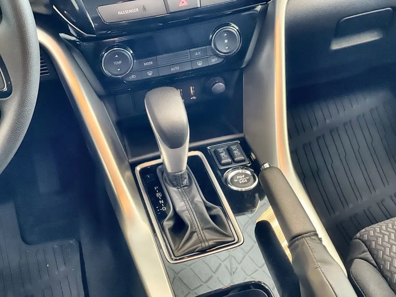 Mitsubishi Eclipse Cross photo Mitsubishi Eclipse Cross