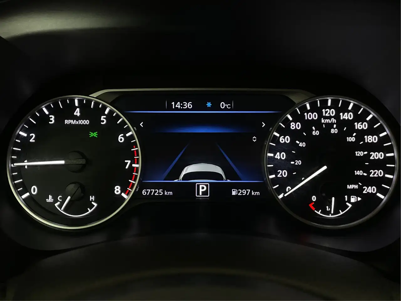 Nissan Sentra снимка Nissan Sentra
