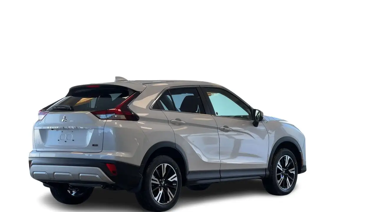 Mitsubishi Eclipse Cross снимка Mitsubishi Eclipse Cross