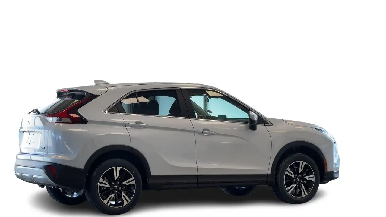 Mitsubishi Eclipse Cross снимка Mitsubishi Eclipse Cross