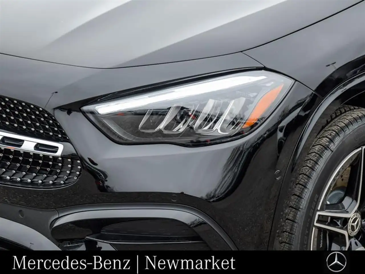 Mercedes-Benz GLA снимка Mercedes-Benz GLA
