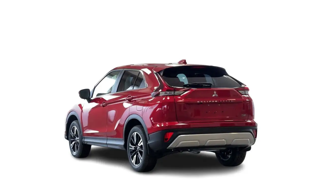Mitsubishi Eclipse Cross снимка Mitsubishi Eclipse Cross