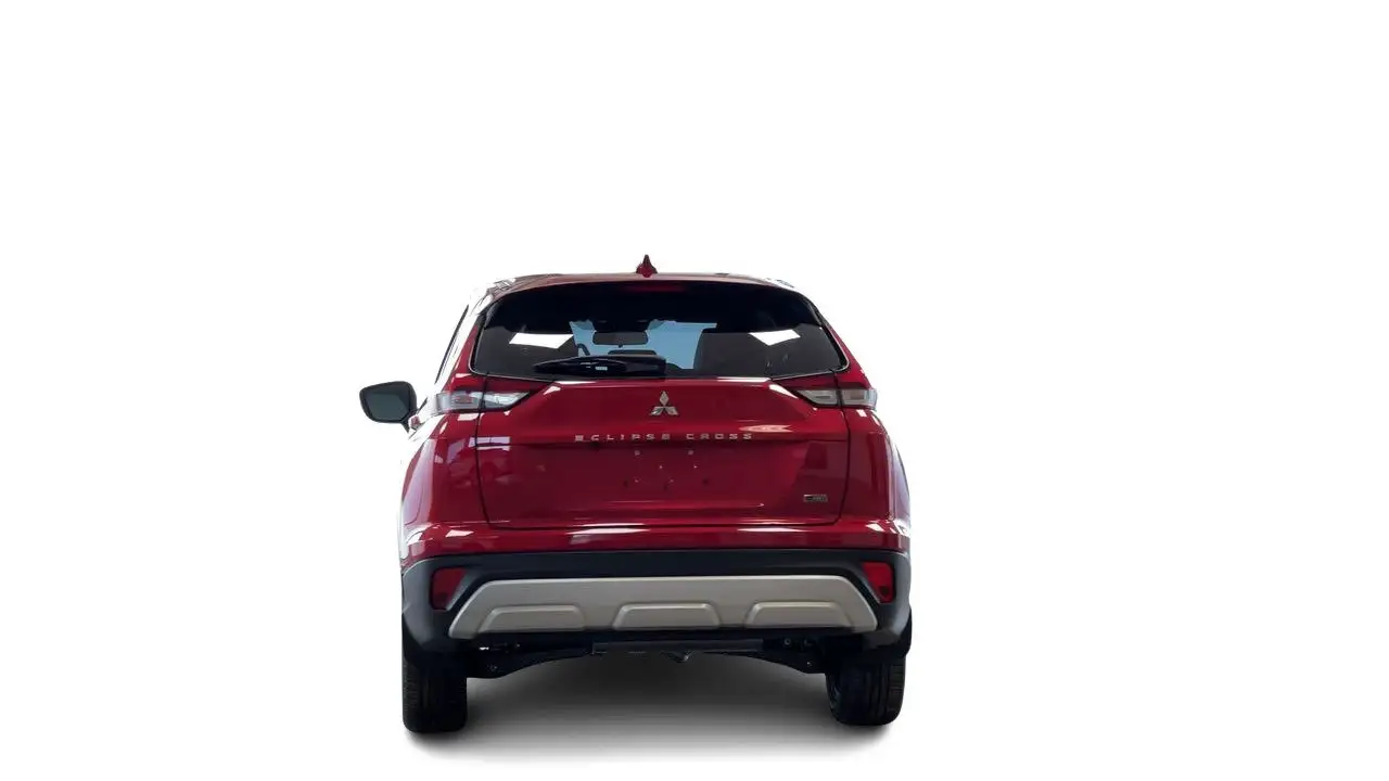 Mitsubishi Eclipse Cross снимка Mitsubishi Eclipse Cross