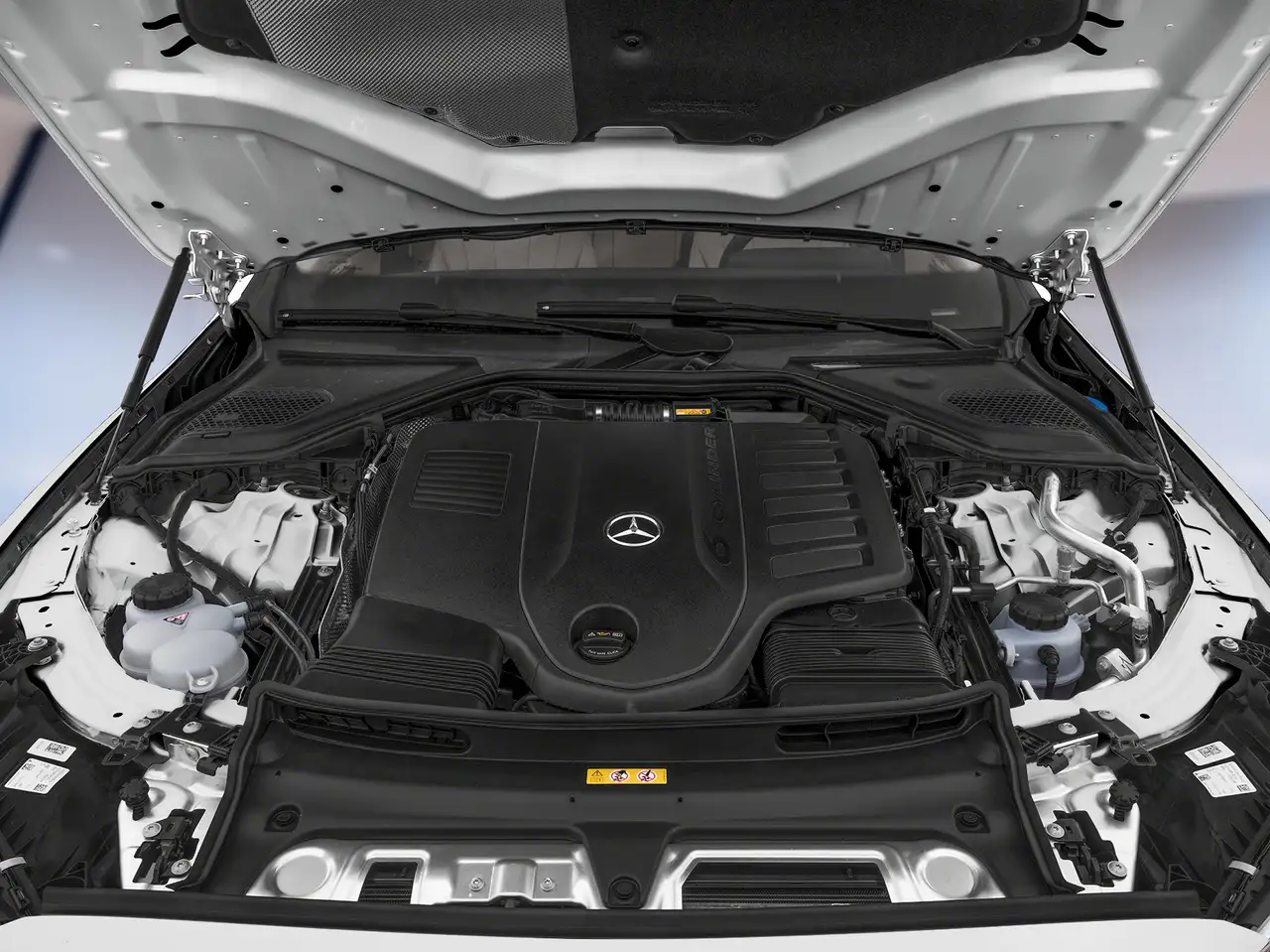 Mercedes-Benz E-Class photo Mercedes-Benz E-Class