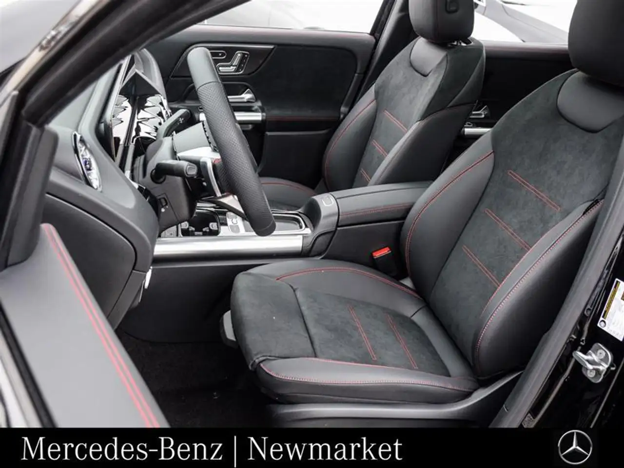 Mercedes-Benz GLA снимка Mercedes-Benz GLA