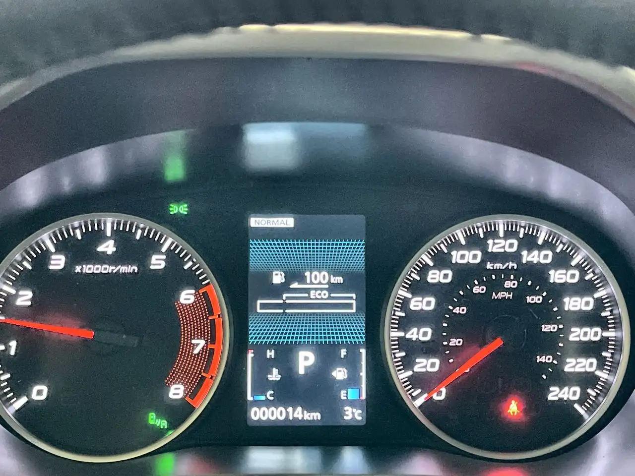 Mitsubishi Eclipse Cross снимка Mitsubishi Eclipse Cross